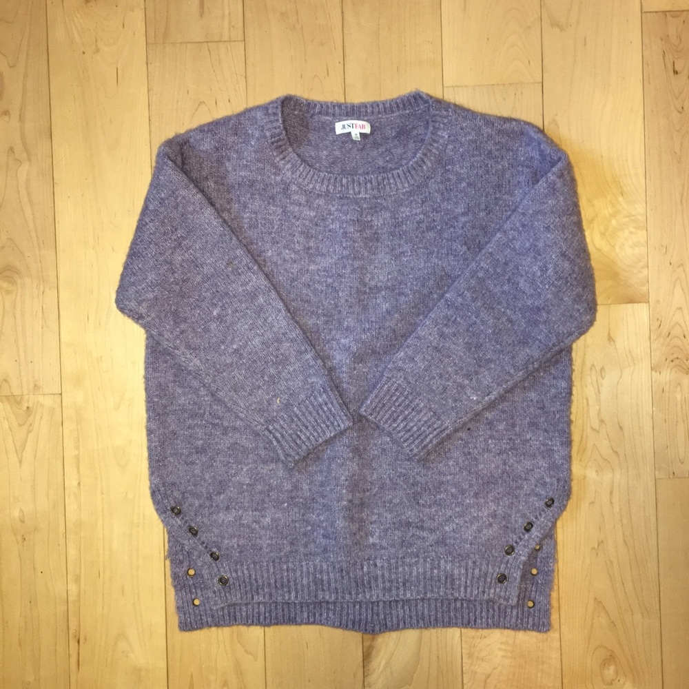 ⭐️Vaca Soon Sale⭐️ Just Fab Sweater